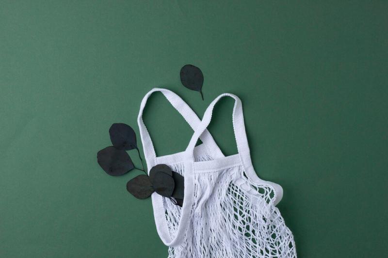Sacola Camiseta Reciclada: A Solução Sustentável para Suas Compras